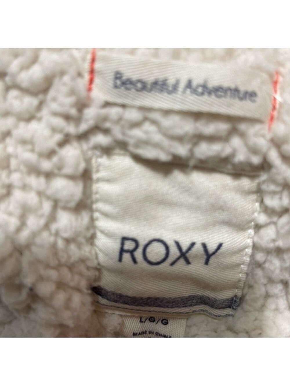 Beautiful Roxy Jacket Size L 🥰🥰 - Picture 5 of 5